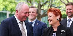 Hanson,with One Nation recruit Barnaby Joyce,says her intention is to form government.