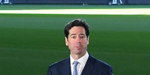 Gillon McLachlan announces a resumption of the 2020 AFL season after a COVID suspension.