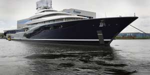 Project 821,as it is still known,is 119 metres long and 19 metres wide – putting it among the world’s largest pleasure cruisers.