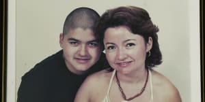 Amaru Bestrin,who died of a heroin overdose in a hospital toilet,and his mother,Lorena.