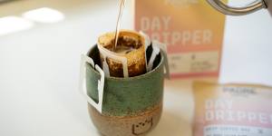 Padre Coffee,like many other roasters,has released mini filter coffee bags designed for travel.
