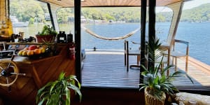 Houseboat holidays on the Hawkesbury:I wish this was my life