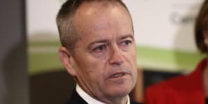 Bill Shorten close to tears as he condemns newspaper over story about his mother