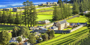 Queensland ends months of uncertainty over Norfolk Island services