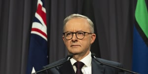 As it happened:Albanese warns of cuts to federal budget;Ukraine given candidate status by European Union;ABS under fire over ‘non-binary’ census question