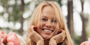 ‘You face it and erase it’:The reinvention of Pamela Anderson