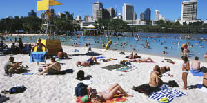 Brisbane to swelter through ‘above average’ heat before cool reprieve