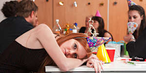 From office parties to end of year school events,the round of social engagements can feel overwhelming.