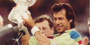 Imran Khan holds up the World Cup after Pakistan defeated England at the MCG in 1992.