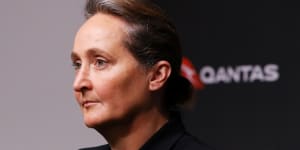 Qantas chief Vanessa Hudson ordered to face mediation over sacked workers