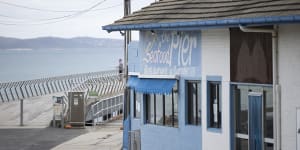 ‘Wake-up call’ for coastal planning as Lorne pier development rejected