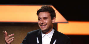Flume accepting the award for best dance/electronic album at the 2017 Grammys.