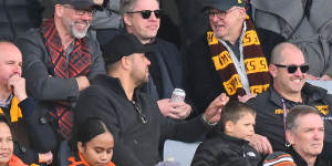 Prime Minister Anthony Albanese chats to Lance Franklin at a Hawks match earlier this year.