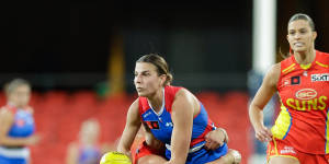 Bulldogs seek AFLW switch to avoid finals clash;Ross not given Saints contract;Owies’ ban stands