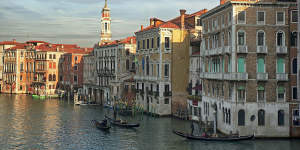 Travel to Venice in winter:How to see to see Venice without the heat or the crowds