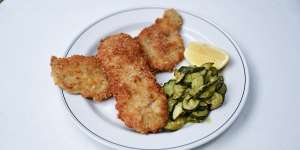 Cotoletta Milanese – crumbed veal with zucchini – at Grossi Florentino’s Cellar Bar.
