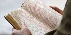 Bible banned from US schools ‘due to vulgarity,violence’