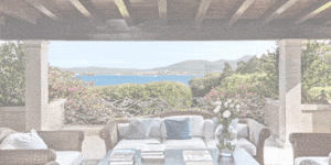 Berlusconi mansion goes on the market.