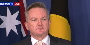 Energy Minister Chris Bowen announces a new gas reserve policy.