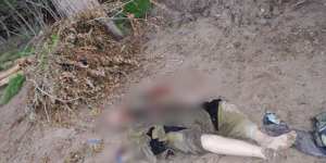 The man with a prosthetic leg who was killed in 2009. We have chosen to blur the image.