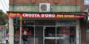 Crosta D’Oro Vietnamese bakery.