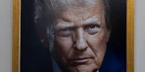 The new official portrait of Donald Trump that hangs in a building within the White House compound.