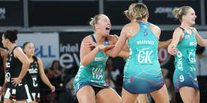 Melbourne Vixens celebrate the thrilling win over Collingwood Magpies in Sunday’s Super Netball match.