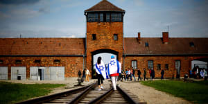 Amazon pulls Auschwitz Christmas decorations from site