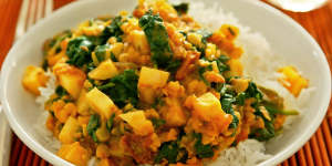 <b>Spinach:</b>Not sure what to do with that mountain of spinach? Try Jill Dupleix's tasty,nourishing dhal (it uses 1/2 kilo)<a href="http://www.goodfood.com.au/recipes/spinach-chana-dhal-20111018-29uzb"><b>(Recipe here).</b></a>