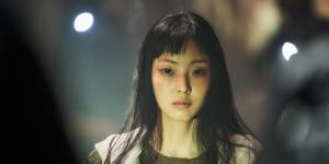 Jeon So-nee in Parasyte:The Grey,a South Korean update of Invasion of the Body Snatchers.