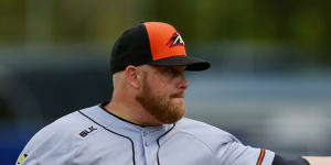 Canberra Cavalry's'bulldog'sinks bite into Blue Sox