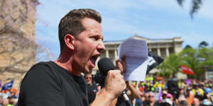 Labor blasts Greens for ‘grandstanding’ at CFMEU anti-Albanese protest