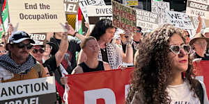 Hundreds of protesters gathered in the CBD on Sunday,calling on the Queensland government to repeal its contentious hate-speech laws.