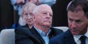 Endeavour shareholder and former Woolworths chief Roger Corbett called on chairman Peter Hearl to resign at Endeavour’s AGM.