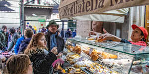 La Sfogliatella Mary is the place for a rum baba.