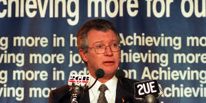Treasurer Michael Egan addressing the journalists about the budget,1999.