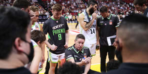 COVID chaos:Phoenix face three-week gap between clashes after NBL,WNBL postponements