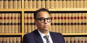 Barrister Spiro Tzouganatos specialises in defending workers with dust diseases including silicosis. 