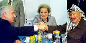Albright's gender was of no issue to Middle Eastern leaders,enabling her to hold talks with the likes of Israeli PM Benjamin Netanyahu,left,and Palestinian president Yasser Arafat in 1998. 