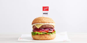 Grill'd's traditional Australian burger made with Impossible Beef is now avaiable nationally.
