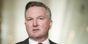 Labor unmoved on clean energy changes despite internal climate shake-up