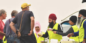 Victoria's Sikh community rallied to provide more than 130,000 meals to health workers and others during the pandemic.