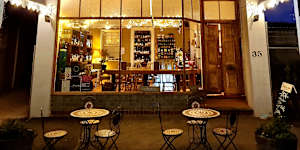 Outside the Castlemaine wine shop and bar.