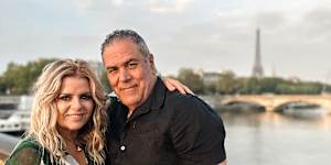 Elizabeth Sweet and Joe Mercia met later in life and discovered a shared love of travel.