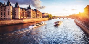 A cruise along the Seine from Pont Neuf is a great way to get a lay of the land.