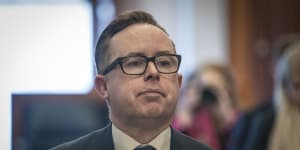 Alan Joyce quits as Sydney Theatre Company chairman after Israel-Gaza scandal