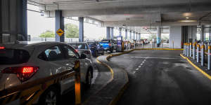 Man’s body found in car park of popular Melbourne shopping centre