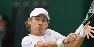 Forced to tie-breakers in every set,de Minaur trumps fellow Aussie at wet Wimbledon