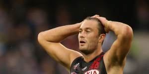 Essendon saga:Tom Bellchambers the latest Bomber to recommit 