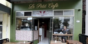 Le Petit Cafe Thumbnail